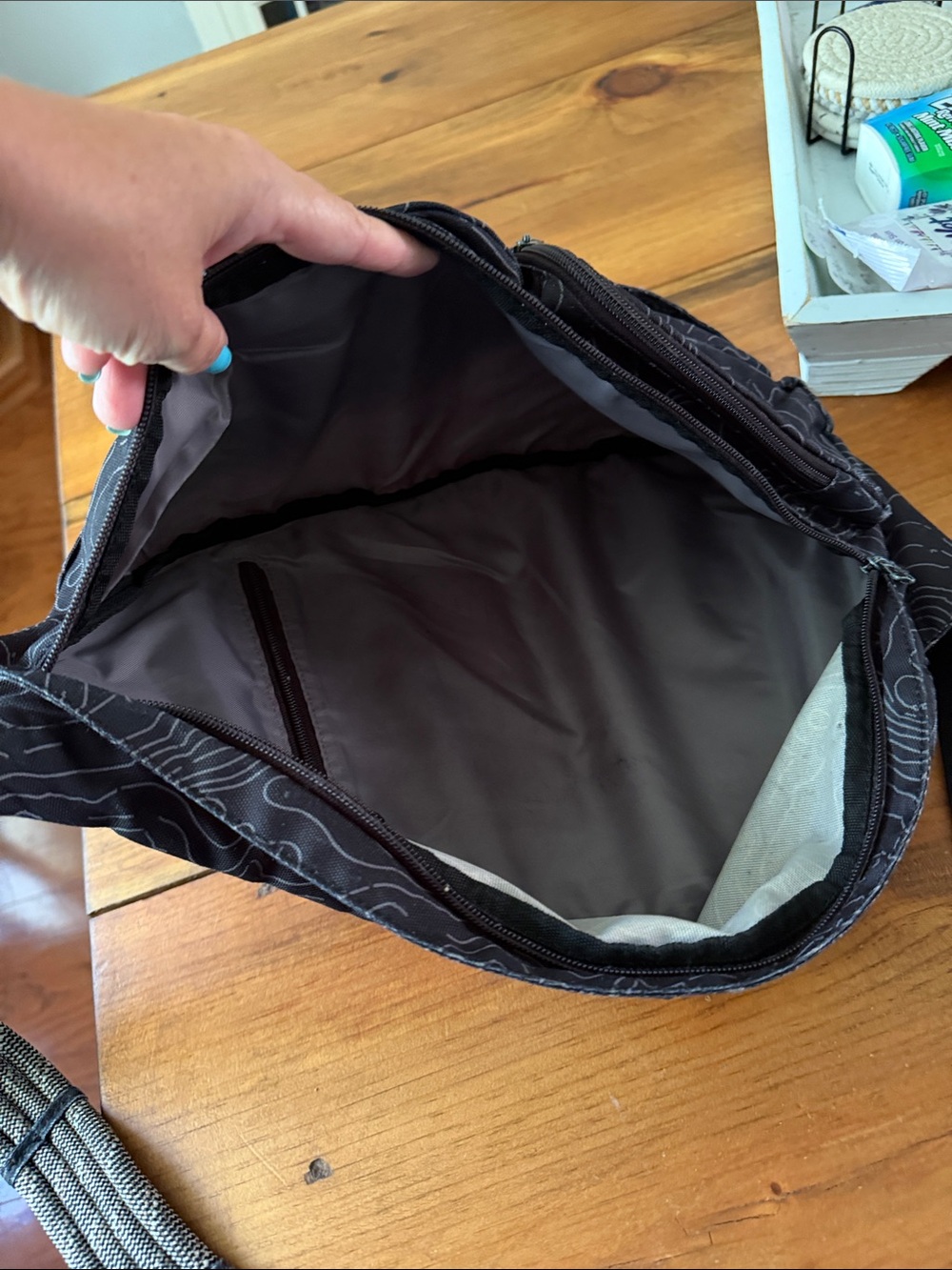 Kavu Black Topo Pattern Sling Pack with Blue Logo - Picture 6 of 8